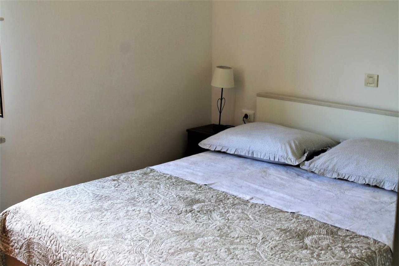 Apartmani Klaudija Валун Екстериор снимка